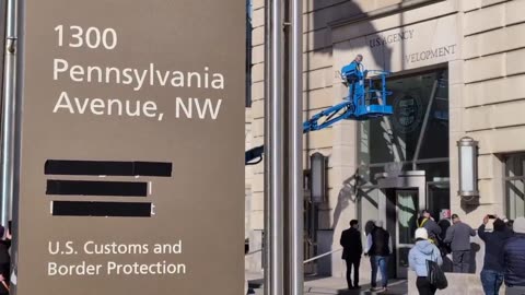 Lettering on USAID building in DC removed