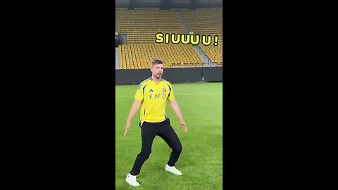 Ronaldo teaches me how to SIIUUU