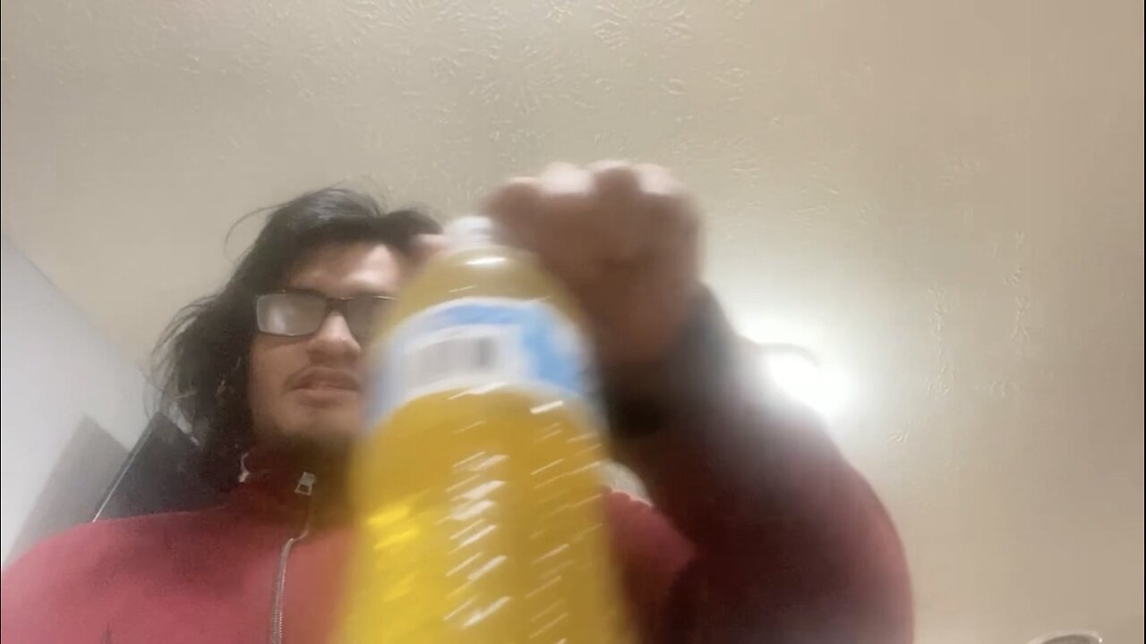 Drinking Piss Live On Stream While Watching 500 Days Of Summer On Vc