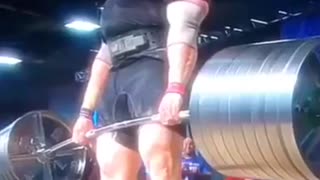 Mikhail Shivlyakov's 939lb Bloody Deadlift!