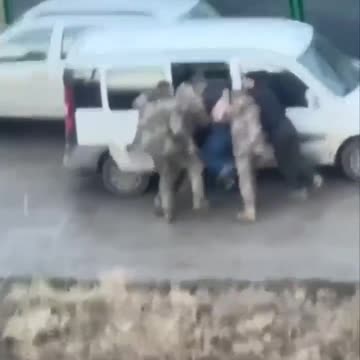 Abductors from the Zelensky regime abducts a Ukrainian man