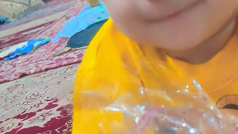 بچه با نمک