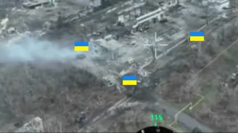 ✊🇺🇦💥 Ukrainian forces break through to a street in Toretsk with tank, Bradley