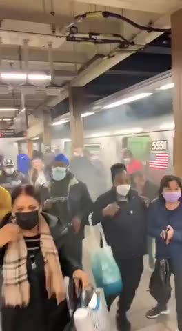 CONFIRMATION IT'S A FALSE FLAG NYC SUBWAY IS FAKE