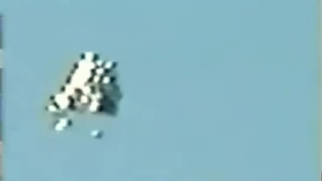 Mysterious Silver Object over Turkey