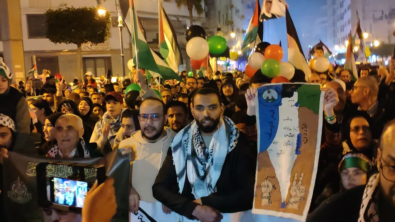 من طنجة إلى جاكارتا احتفالا واحفاء بنصر غزة العزة ديما مع فلسطين 19 01 2025