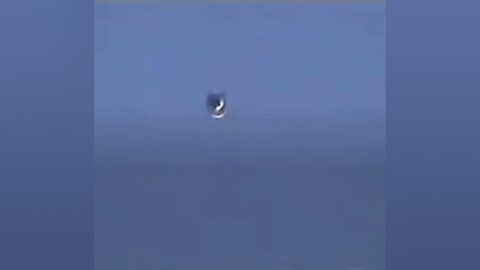 Metallic Saucer Caught on Video