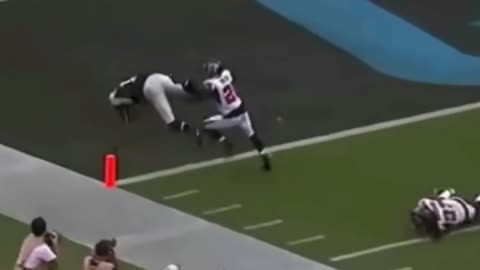 Cam Newton's INSANE 72-Yard Run & Epic Flip TD 🏈🔥 #CamNewton #NFLHighlights