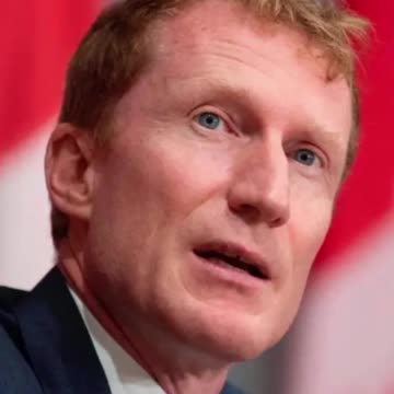 Majority of Canadians Say Refugee Claimants Get Too Many Benefits, Poll Shows