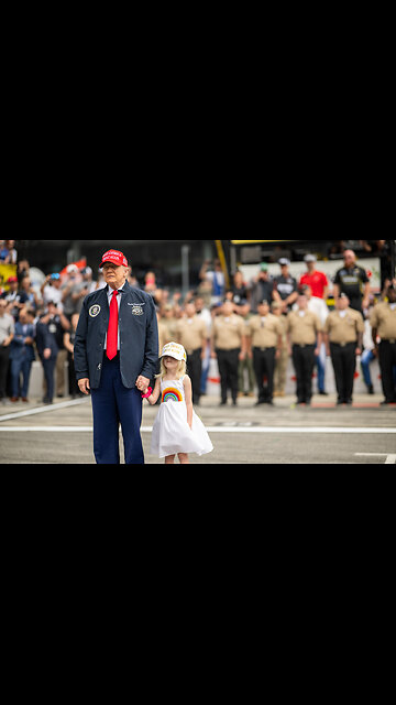 President Trump at the NASCAR Daytona 500! 🇺🇸