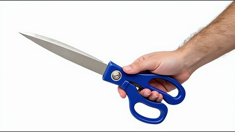 ✂️ How can hand strain be reduced when using grooming scissors?