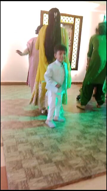 Small VICKY KHOUSAL 😜😜😜