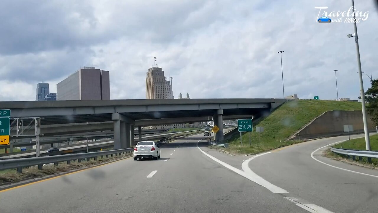 Exploring Kansas City For The First Time | A Drive-Thru Adventure