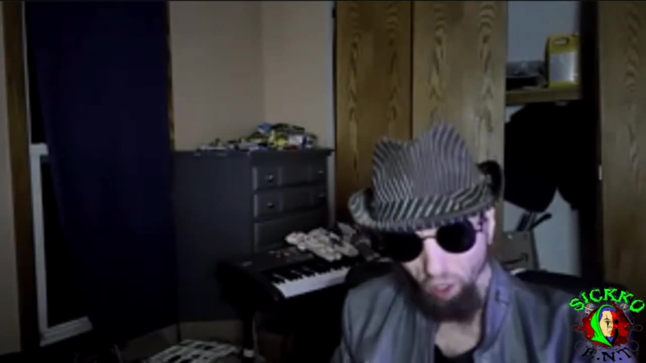 Failed Juggalo set on cuddling Cyraxx's balls and giving him a BJ. 3/6/2025.
