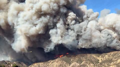 📹🔥 New fire engulfs 5,000 acres in northern LA County – reports1