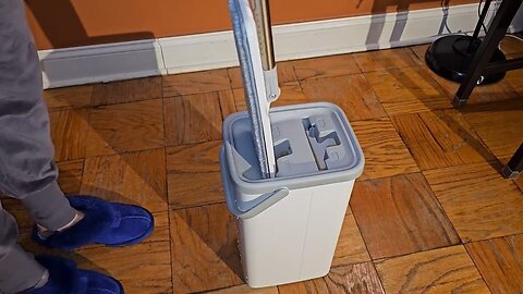 Mop and Bucket Kit, Lazy Hand-Free Flat Mop Bucket, 360° Rotating Microfiber Mop