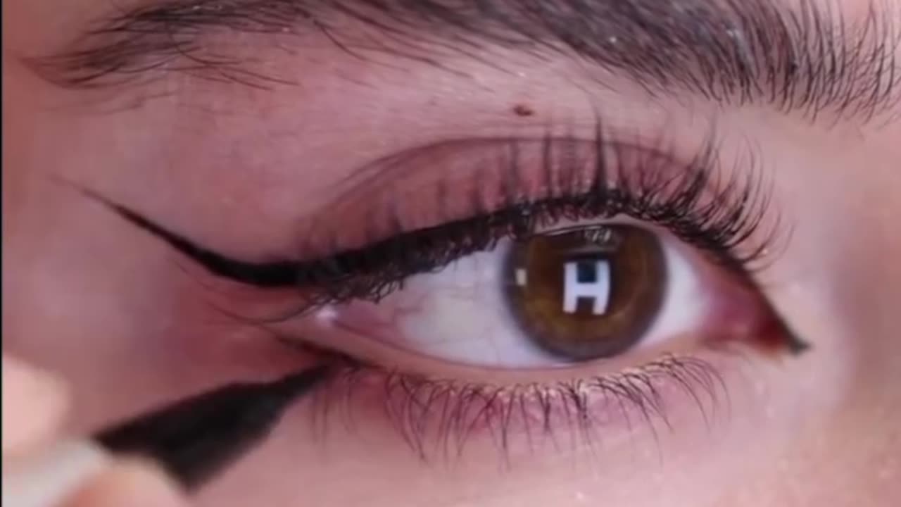 خط چشم