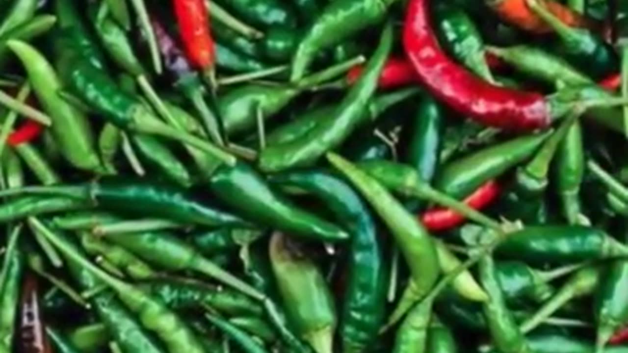 Two benefits of eating green chillies