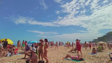 That's why LEBLON BEACH is the most desired beach in the world — Beach Walk — Rio de Janeiro, Brazil