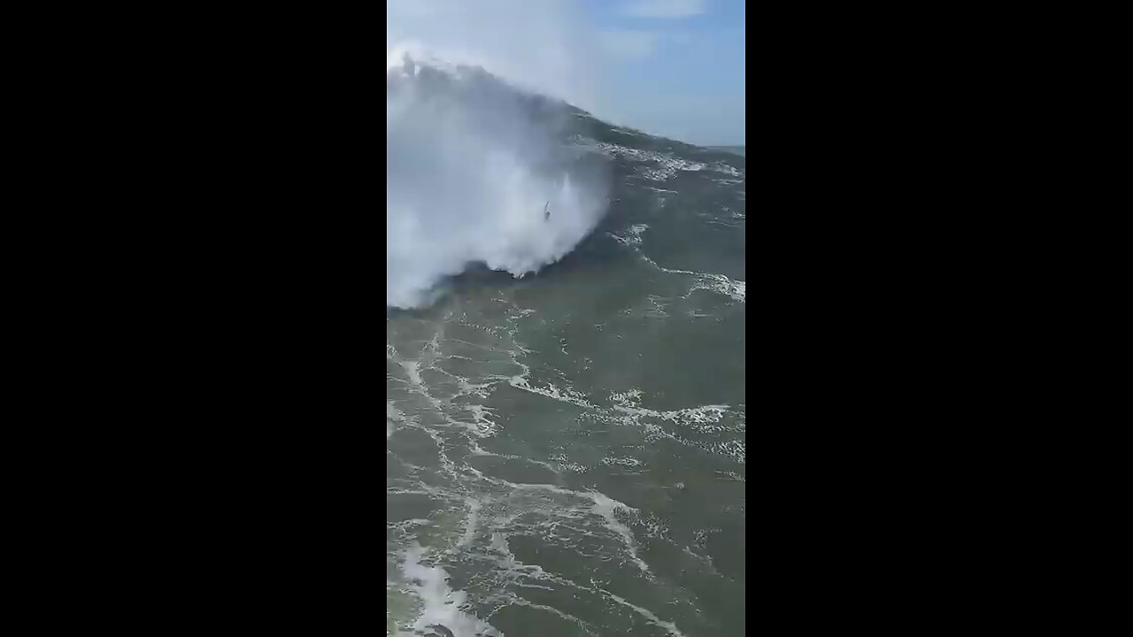 Monster waves 🌊