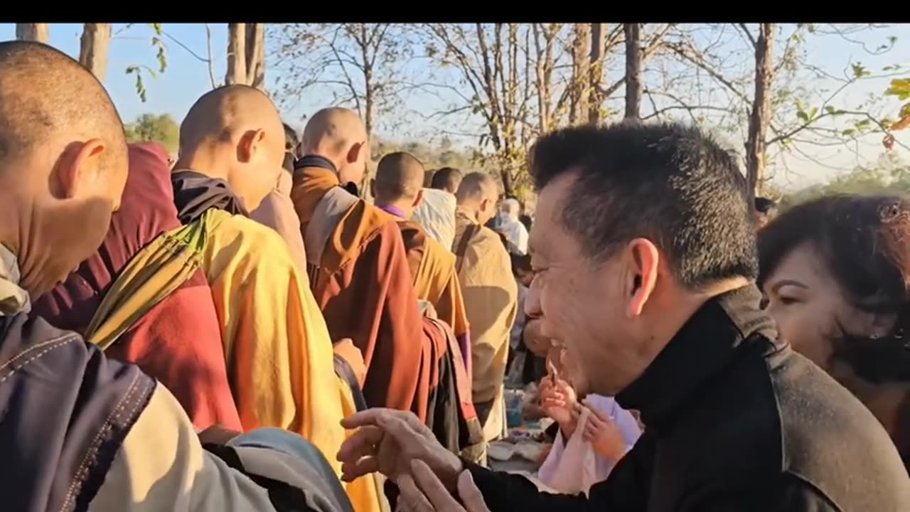 THÍCH MINH TUỆ VÀ ₫OÀN BỘ HÀNH NGÀY 10/2/2025