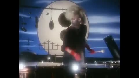 Thompson Twins - Doctor! Doctor! (1984)