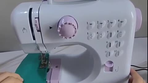 Portable Multi-Function Electric Sewing Machine with 12 Stitches