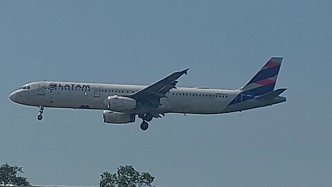 Airbus A321 PT-MXI coming from Guarulhos to Fortaleza