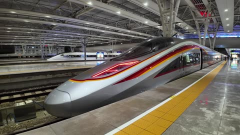 Riding world’ First 350km/h sleeper high speed train 🙀🫢