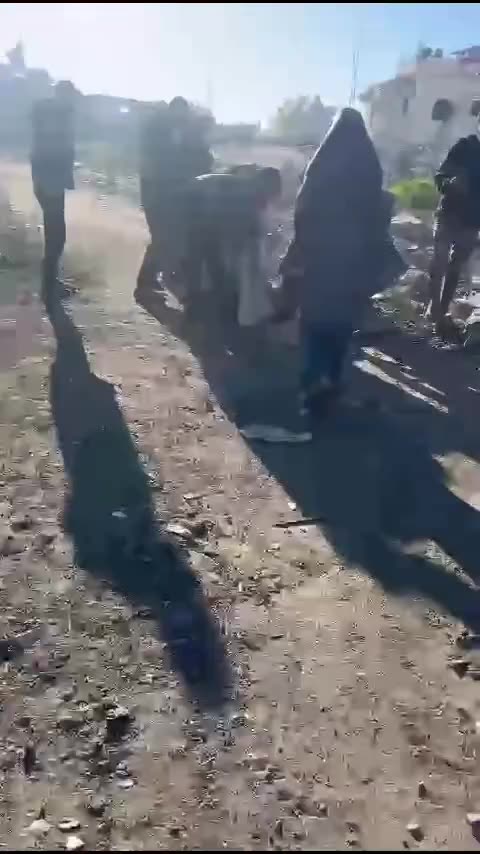 Martyr and injured in Israeli bombardment on Palestinians