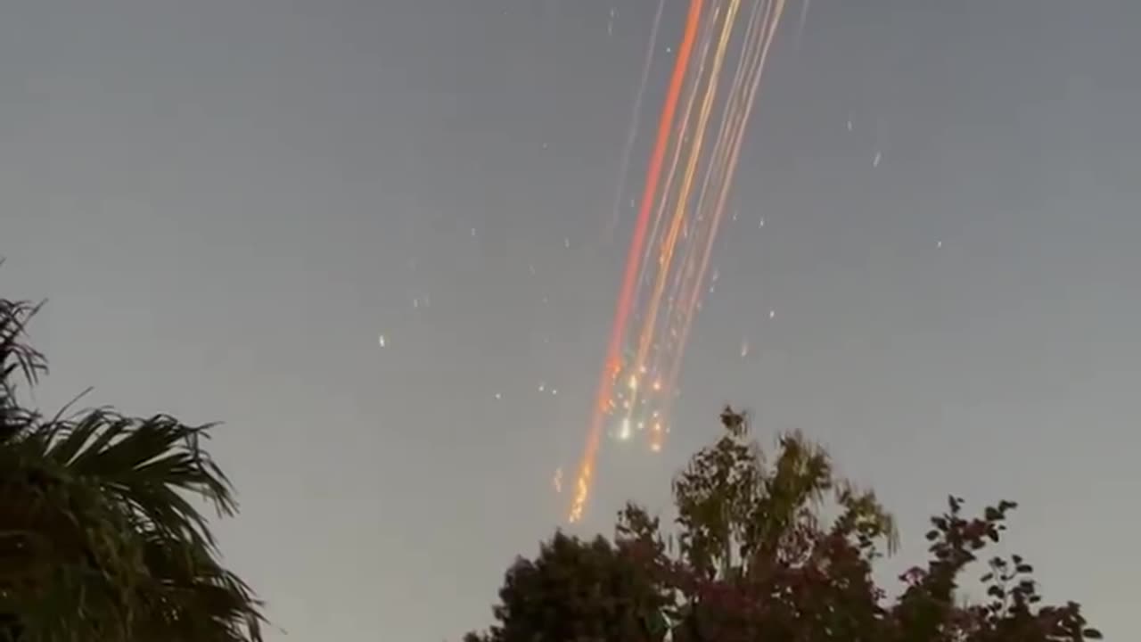 Starship debris rains down over the Caribbean