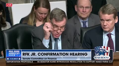 RFK JR. SCHOOLS DEMOCRAT SENATOR, ROOM LAUGHS