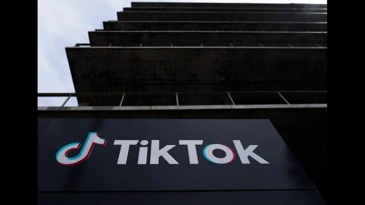 Trump Asks Supreme Court to Delay TikTok Ban