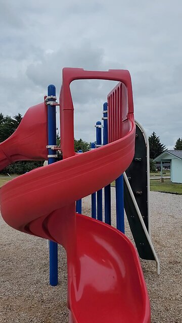 Saint Bernard slides