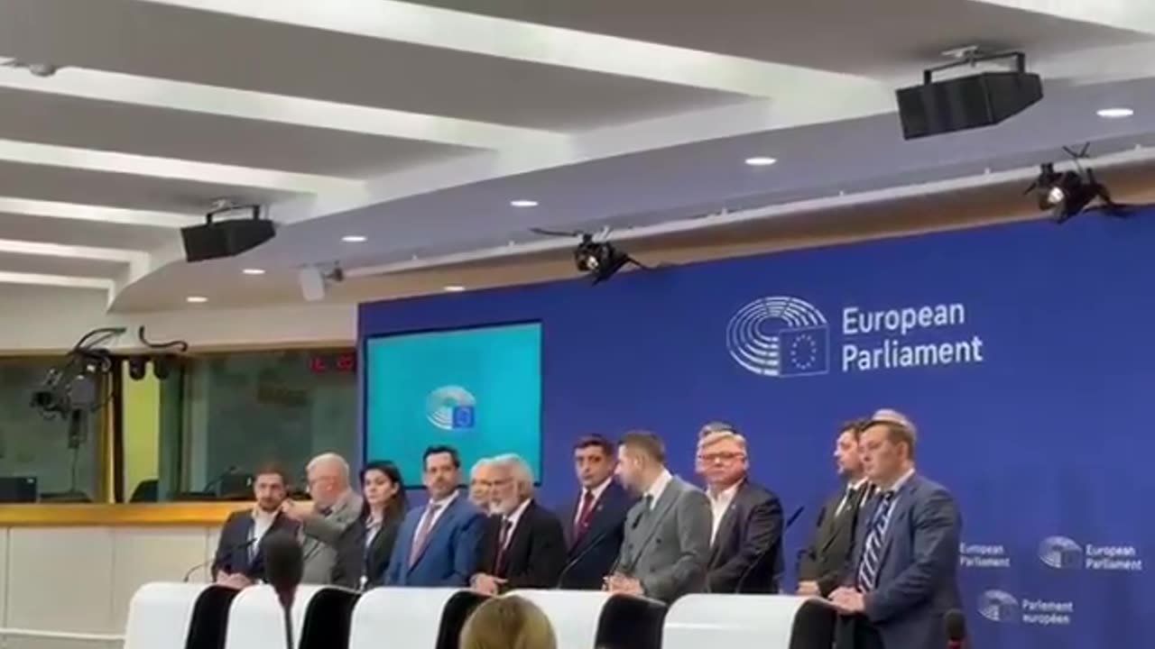 BIOCHEMIST: WHY DOES THE EU THINK THEY NEED TO CENSOR CERTAIN VOICES?