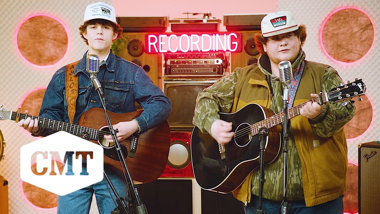 Waylon Wyatt & Bayker Blankenship Perform "Sunday Supper” | CMT Studio Sessions