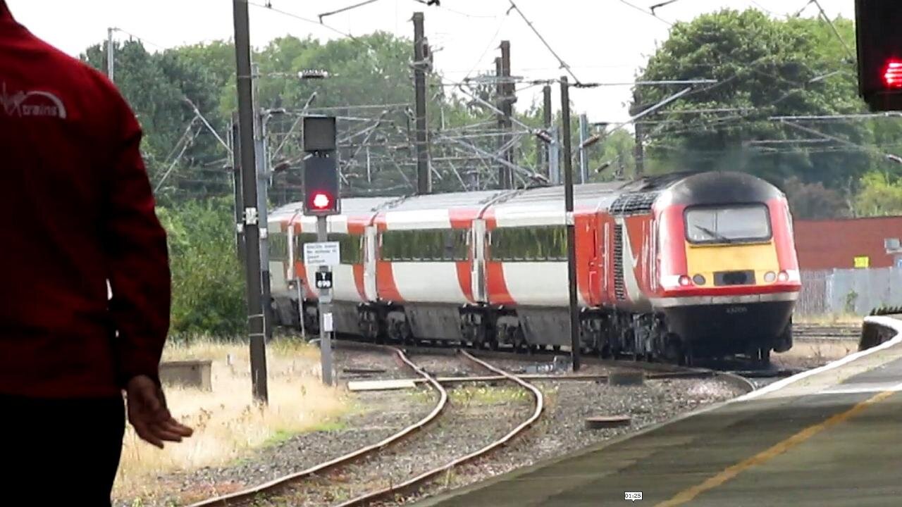 17.Sep.2017 - Trains at Darlington and at Newcastle (Virgin EC era)