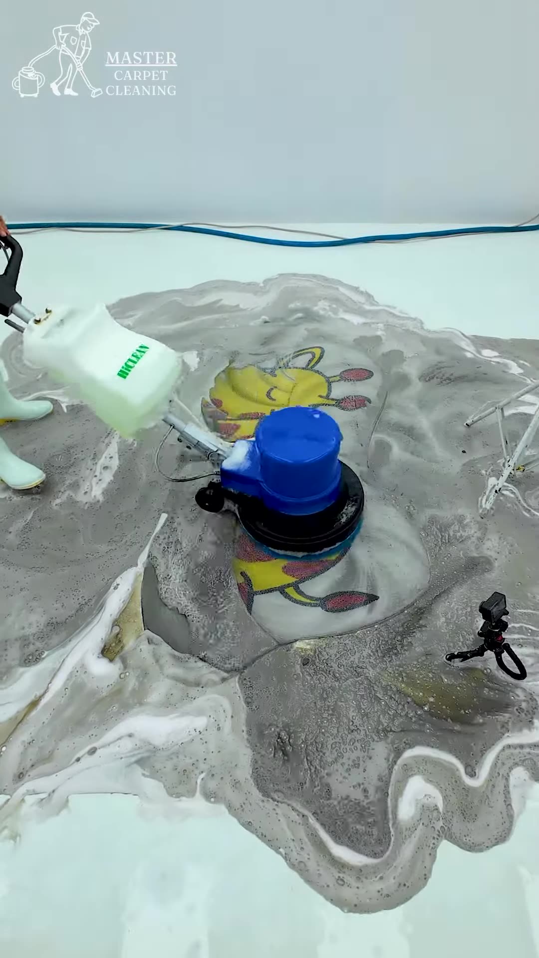 Satisfying Video You Won't Believe What's Hidden Under This Layer Of