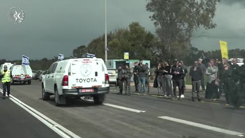 The convoy of IDF vehicles, escorted by the Israel Police, carrying the coffins