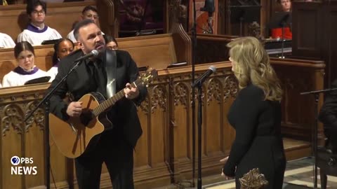 Garth Brooks and Trisha Yearwood perform ‘Imagine’ at Jimmy Carter’s Funeral