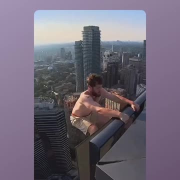 Juggling maniacs do parkour without limits - Total Emotion - 04