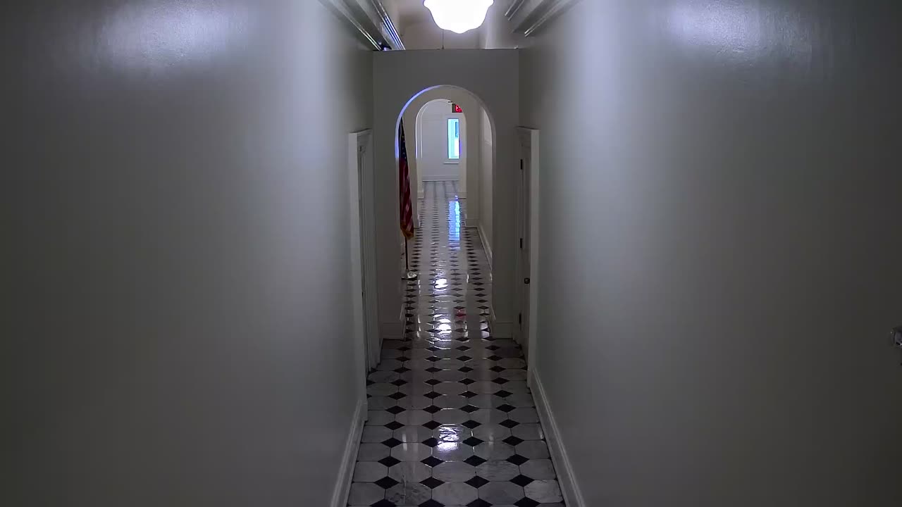 0301USCS03WestCorridornearS333_2021-01-06_12h00min01s660ms.mp4