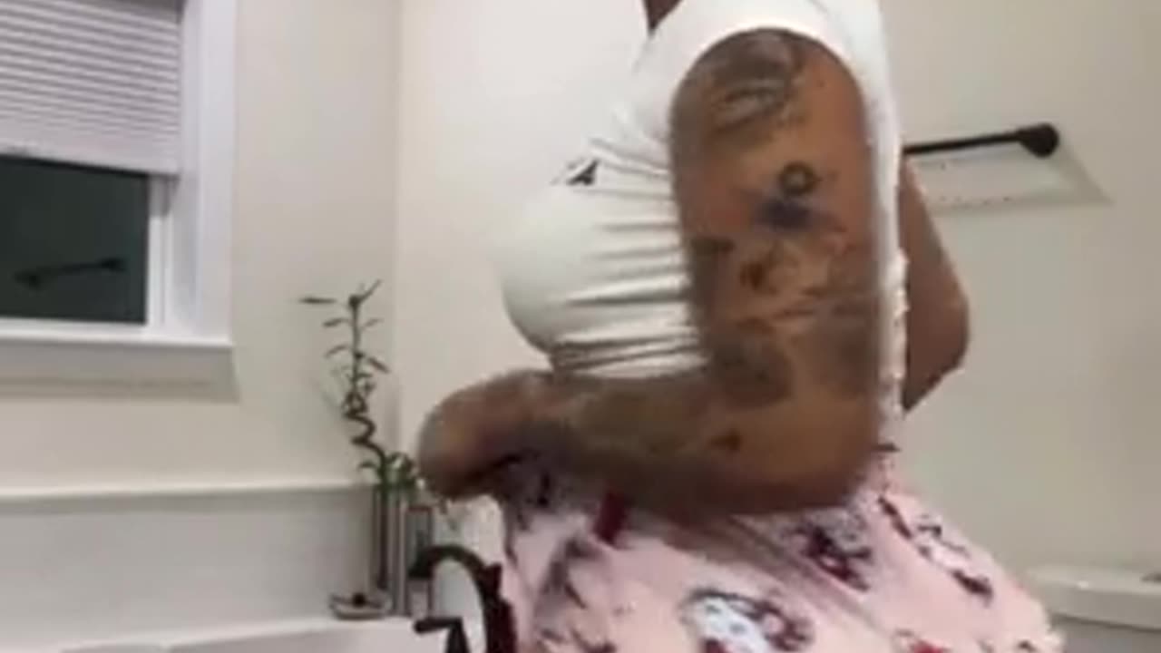Bubble Butt Snowbunny TWERK SUM