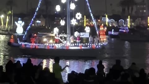 🎉 Newport Beach 🎄 Xmas Boat Parade ⛵️ 2024 #shorts 🎊 HAPPY NEW YEAR! 🥳 #2025