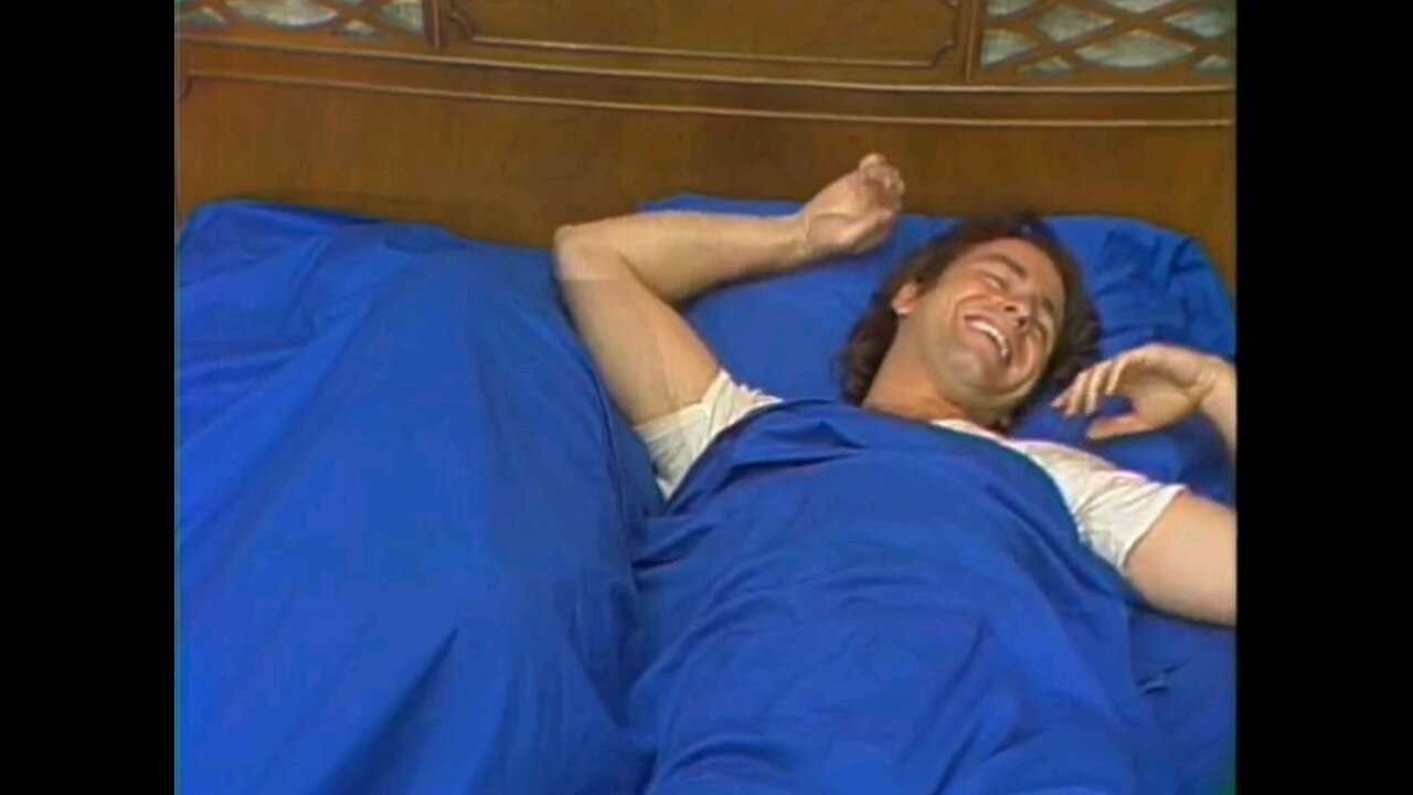 Three's Company, "Strange Bedfellows" Season 2 Episode 4