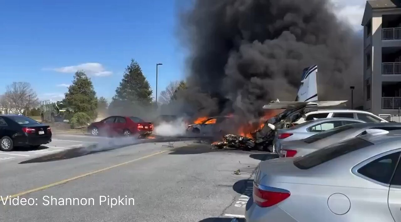 Another plane crash! This time in Manheim Township, Pennsylvania