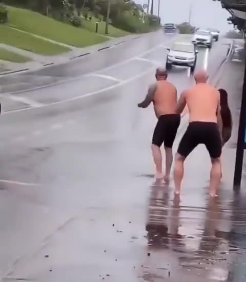 I love crazy people like this.