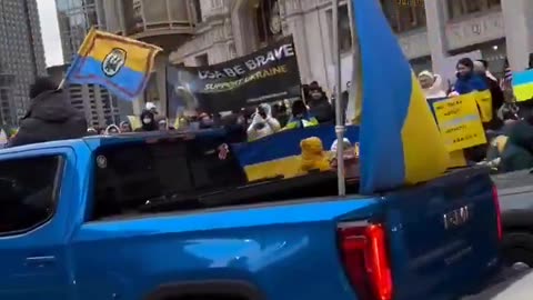 Ukrainians in the USA Protest Against... the USA? 😂