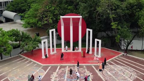 আমার শিকড় যেখানে গাঁথা, সেই জন্মভূমি আমার গর্ব।..💙🤍