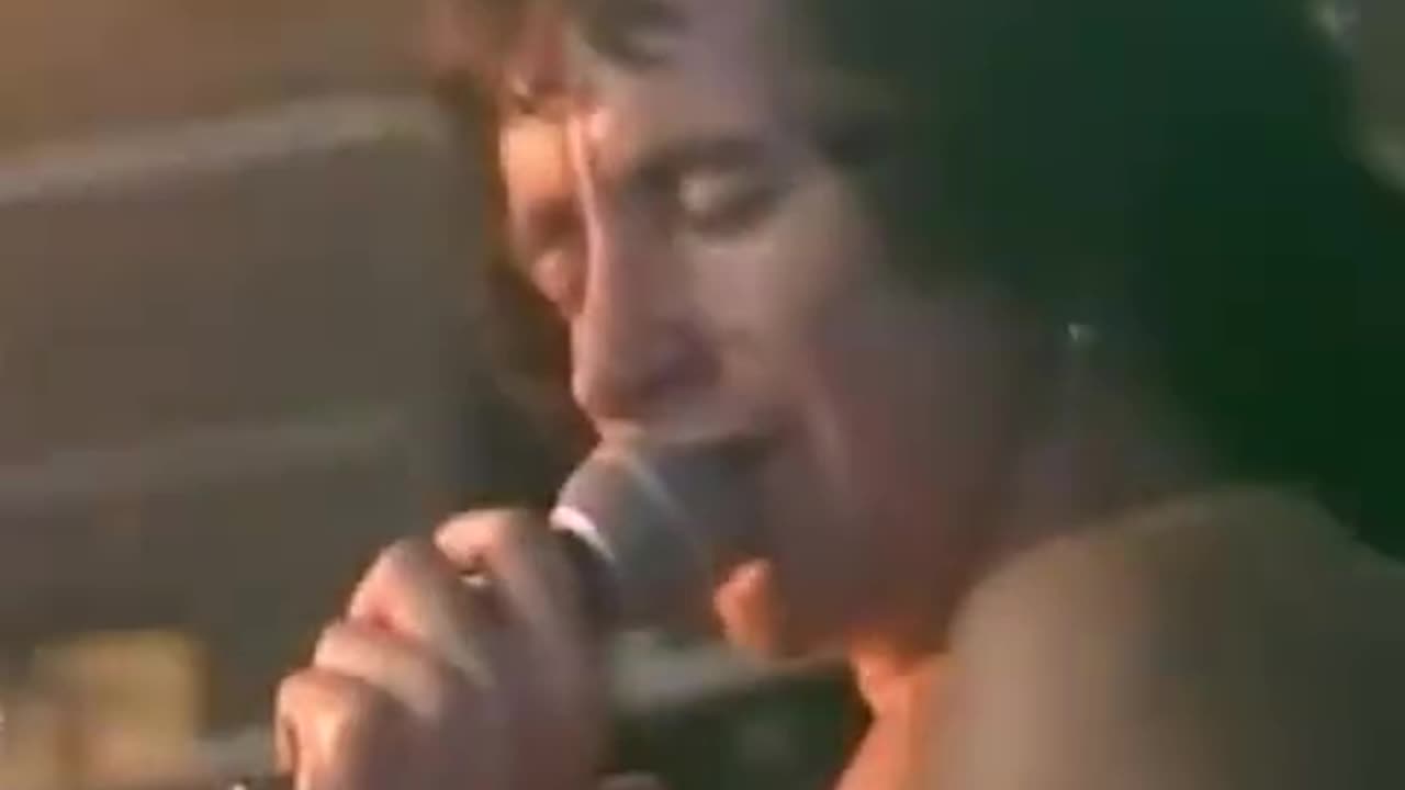 Let There Be Rock ~ AC/DC ( Live )